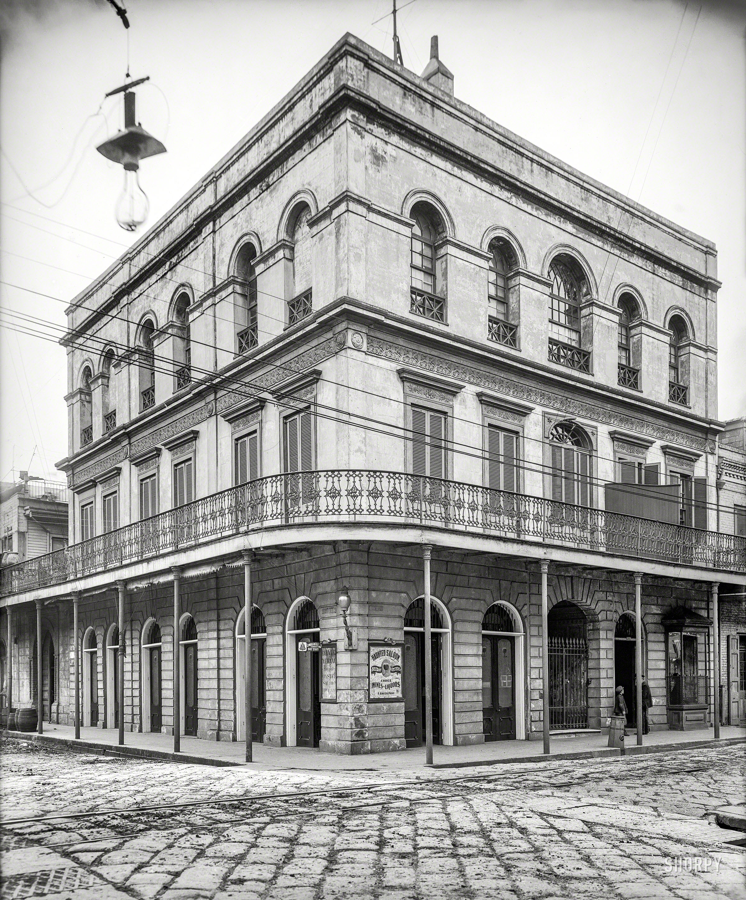 New Orleans circa 1906. "Haunted House (Warrington House), Royal and Hospital Streets." 8x10 inch glass negative, Detroit Publishing Company. View full size.