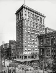 Circa 1906. "Traction Building, Walnut and Fifth, Cincinnati, O." Nowadays known as the Tri-State Building. 8x10 inch glass negative. View full size.