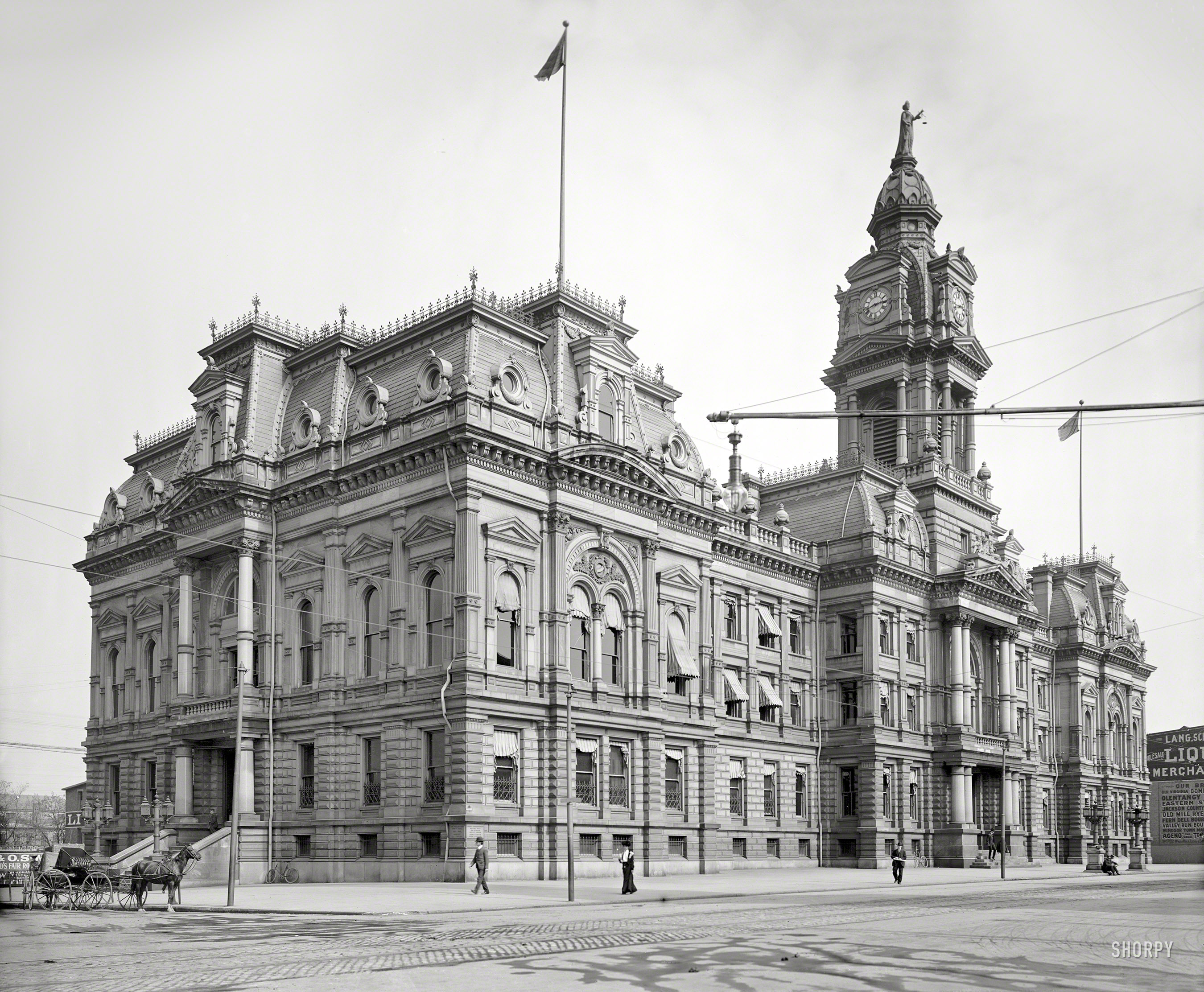 1904. "Courthouse -- Columbus, O." Continuing today's Columbian theme. 8x10 inch dry plate glass negative, Detroit Publishing Company. View full size.