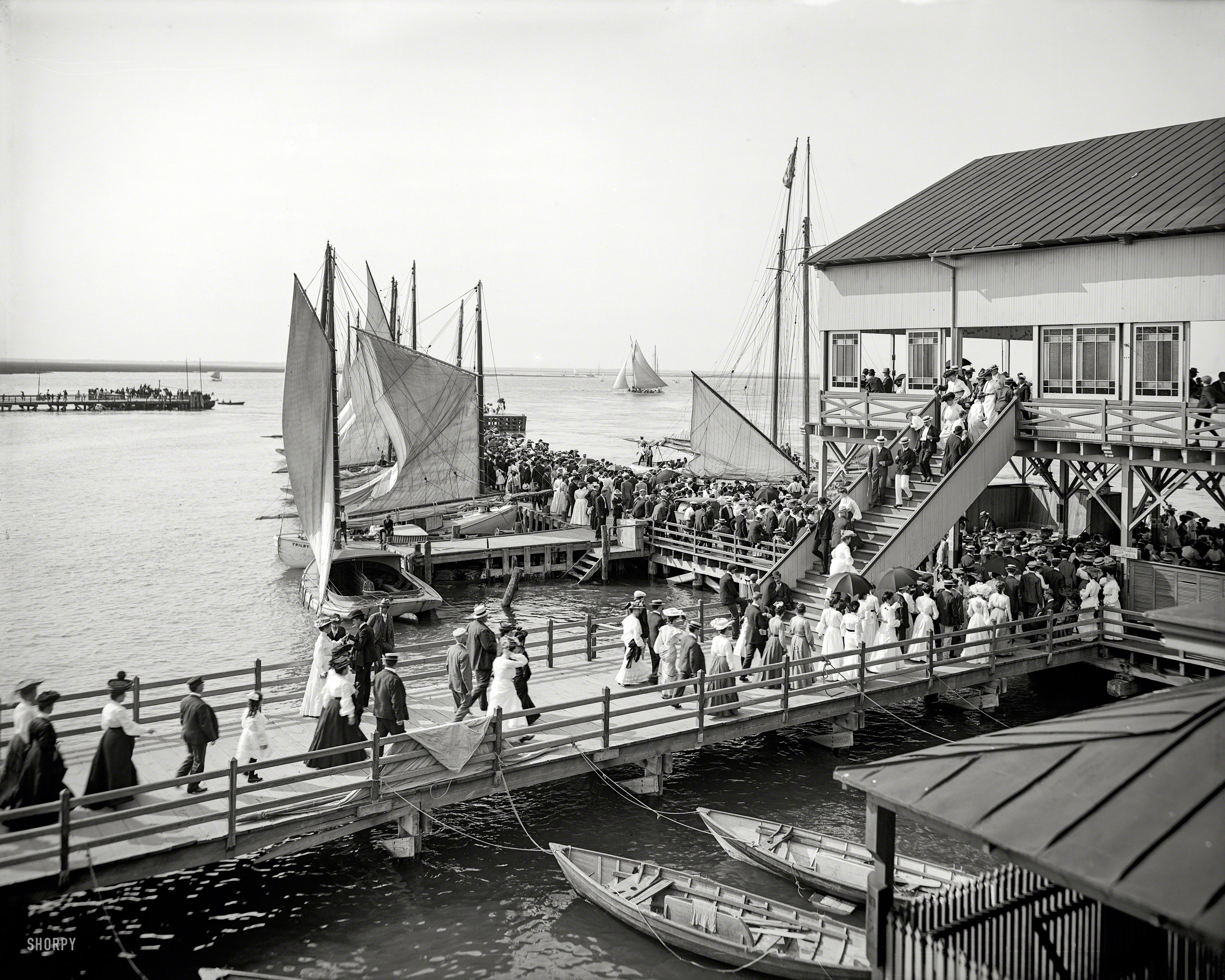 The Jersey Shore in 1904. "Pier at the inlet, Atlantic City." 8x10 inch dry plate glass negative, Detroit Publishing Company. View full size.