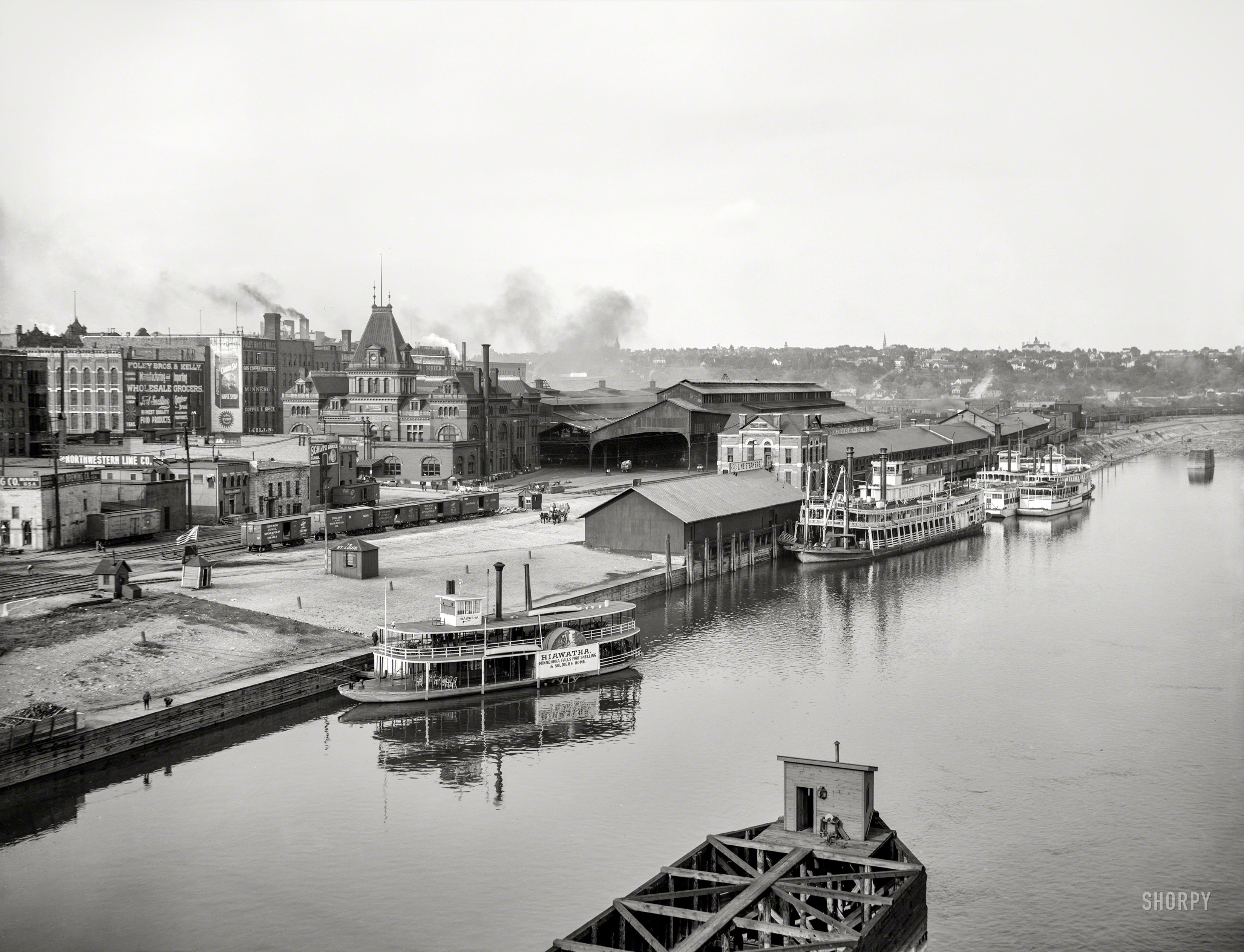 The Mississippi River circa 1905. "Union Depot and steamboat landing at foot of Jackson Street, St. Paul, Minnesota." Starring the sidewheeler Hiawatha. 8x10 inch dry plate glass negative, Detroit Photographic Company. View full size.