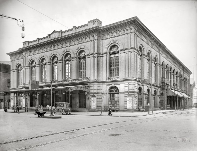 Academy of Music: 1905