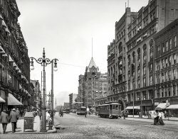 Circa 1905. "Superior Avenue, Cleveland." Landmarks include the Arcade Building at right, Hollenden Hotel and newspaper offices of the Cleveland Plain Dealer.  8x10 inch dry plate glass negative, Detroit Publishing Company. View full size.