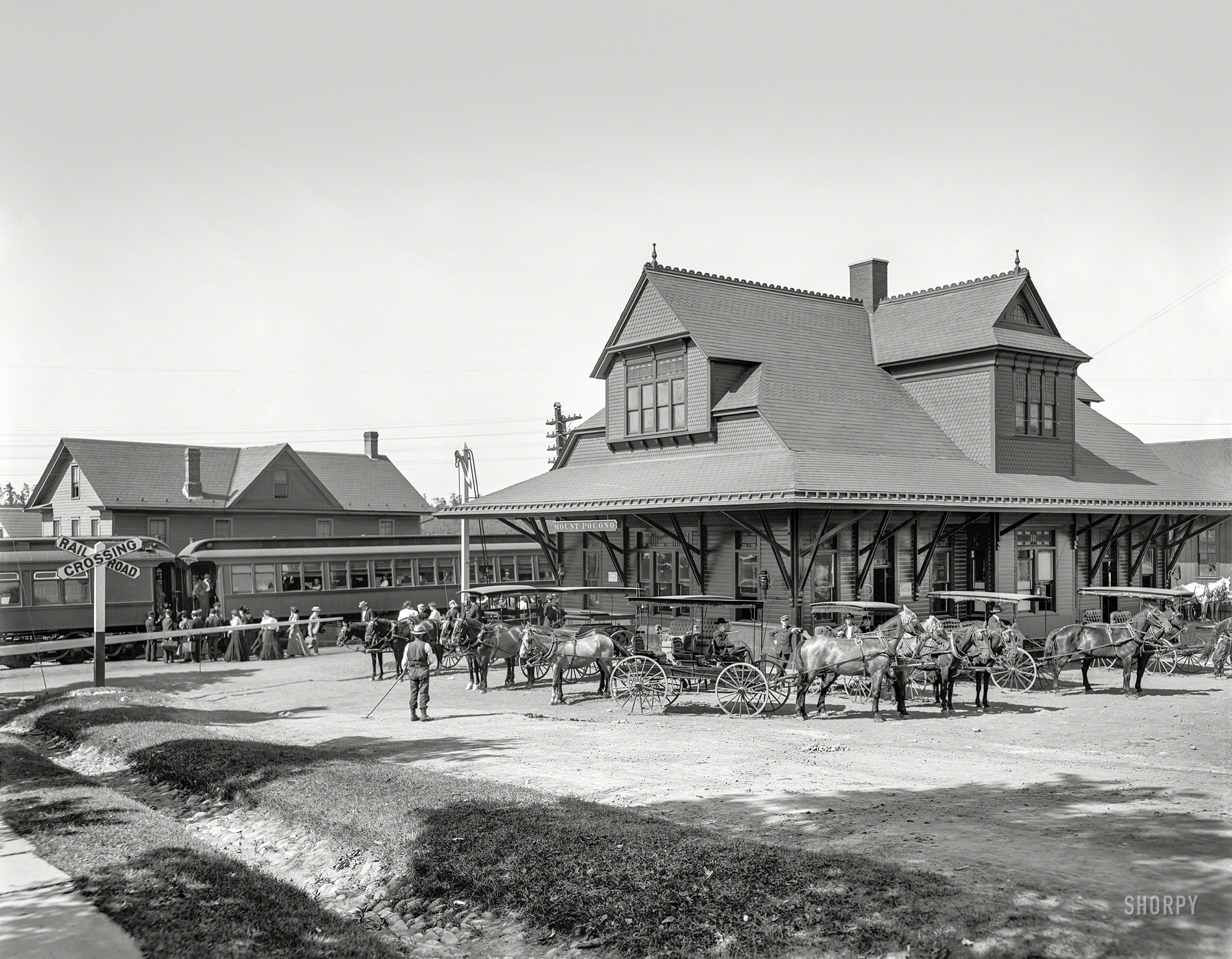 1905. "Lackawanna Railway station, Mount Pocono, Pennsylvania." 8x10 inch dry plate glass negative, Detroit Publishing Company. View full size.