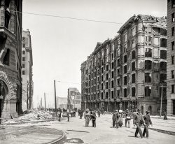 "Palace Hotel, Market Street, San Francisco." After the devastating earthquake and fire of April 1906, the hotel was razed to make way for the "New" Palace, which opened in 1909. 8x10 inch dry plate glass negative. View full size.
