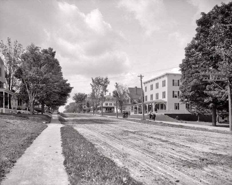 1907. "Bethlehem, White Mountains, New Hampshire. Bethlehem Street, looking west." As opposed to looking east.  8x10 inch glass negative, Detroit Publishing Company. View full size.
