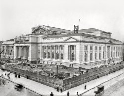 New York circa 1907. "Metropolitan Library, Fifth Avenue." The New York Public Library under construction. 8x10 inch dry plate glass negative, Detroit Publishing Company. View full size.