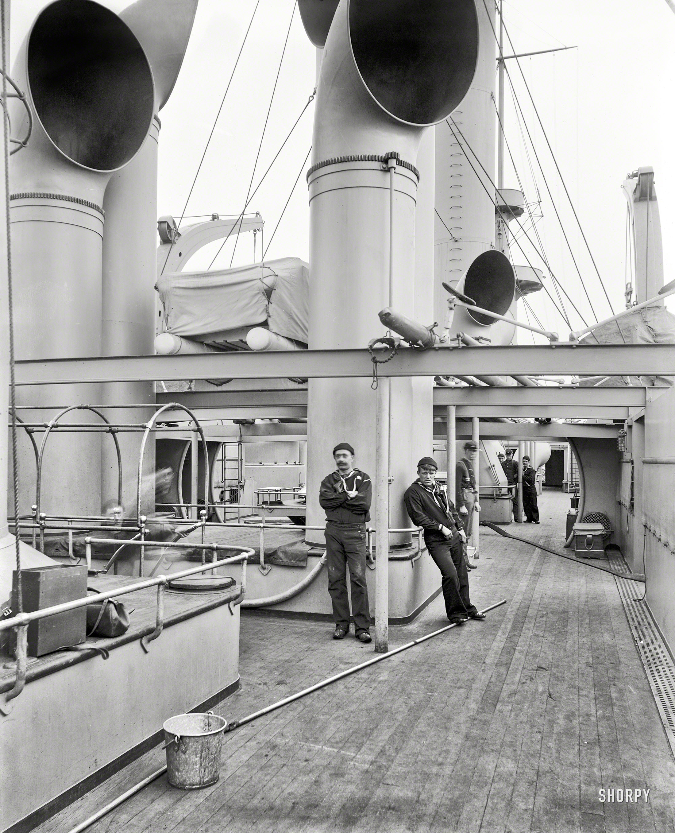 Circa 1898. "League Island Navy Yard, Philadelphia. U.S.S. Brooklyn spar deck." 8x10 inch glass negative, Detroit Publishing Company. View full size.