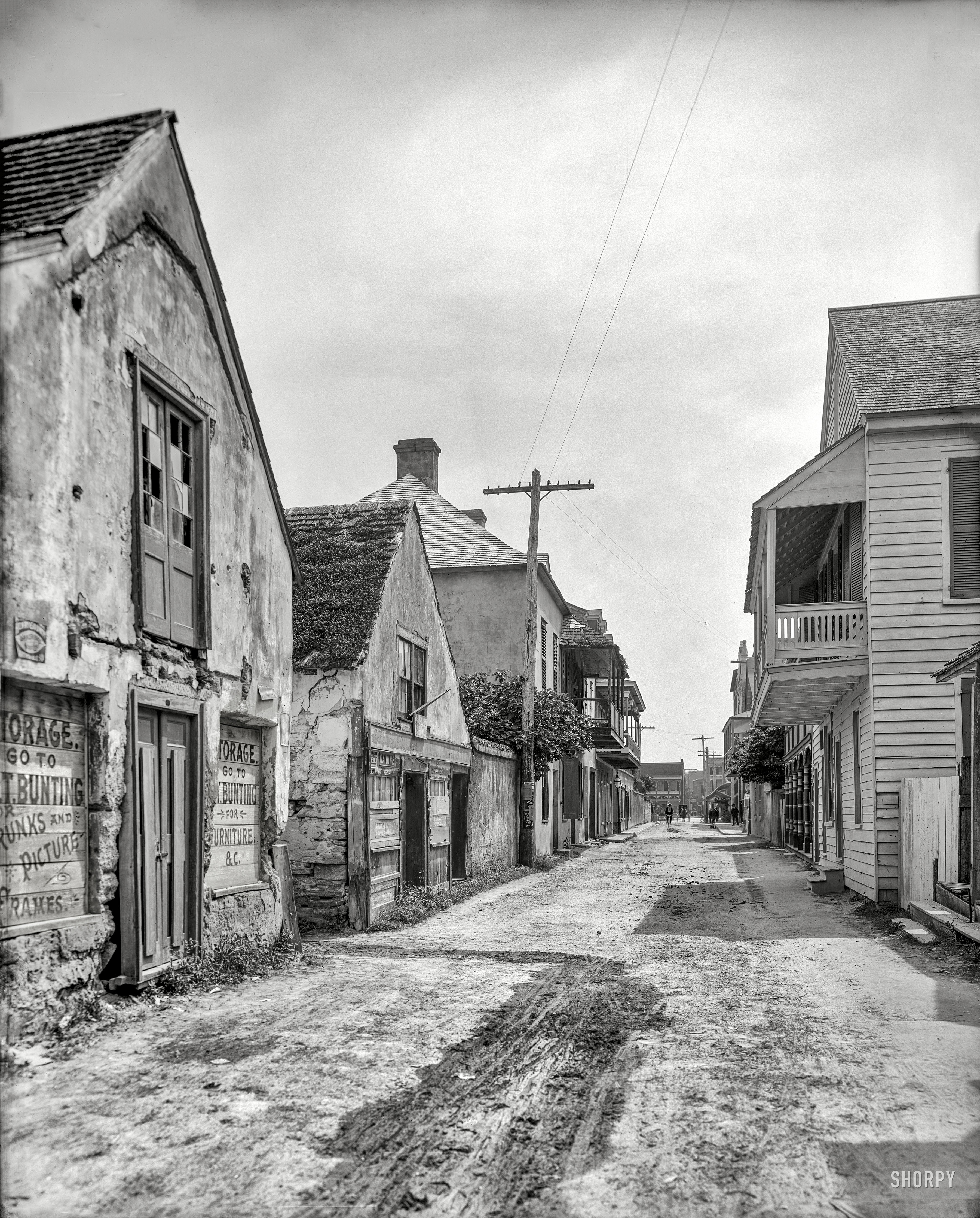 Florida circa 1910. "St. George Street, St. Augustine." 8x10 inch dry plate glass negative, Detroit Publishing Company. View full size.