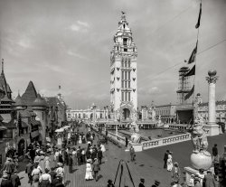 New York circa 1905. "Dreamland Park and tower, Coney Island." 8x10 inch dry plate glass negative, Detroit Photographic Company. View full size.