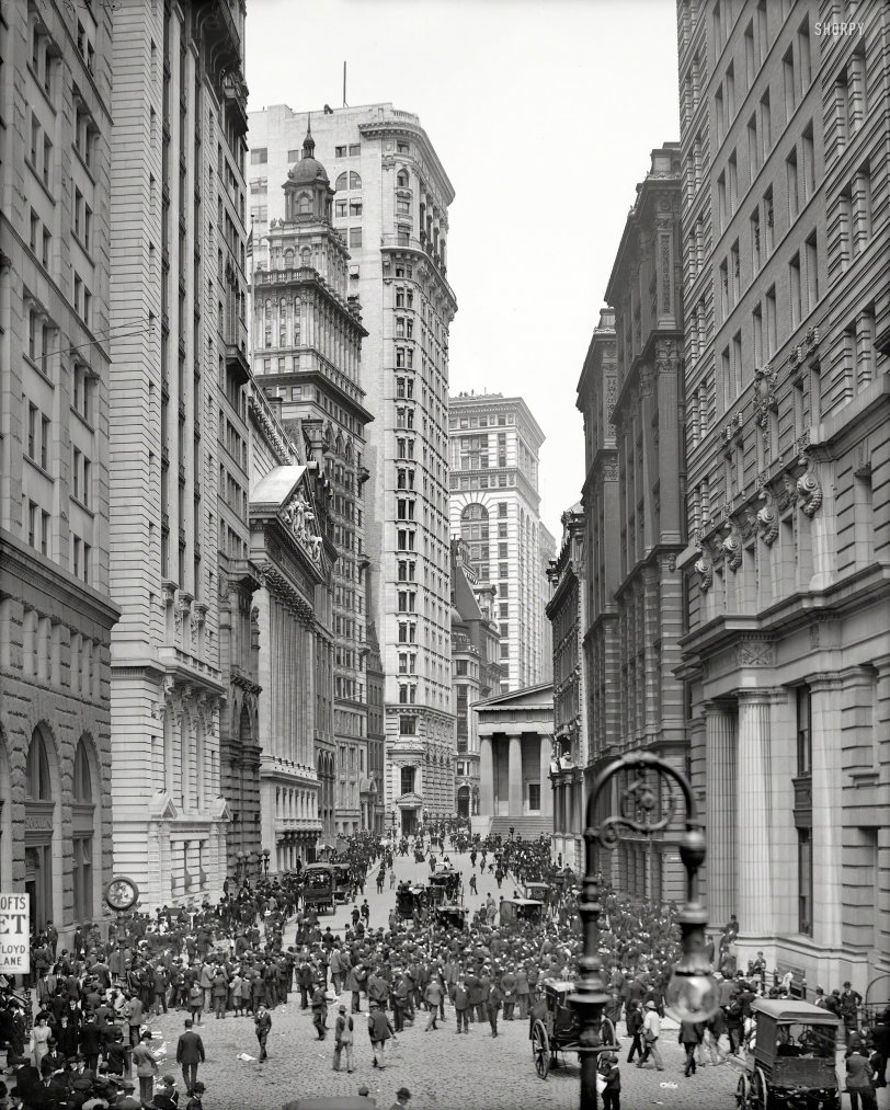 New York circa 1905. "Broad Street curb brokers and the Stock Exchange." 8x10 inch dry plate glass negative, Detroit Publishing Company. View full size.
