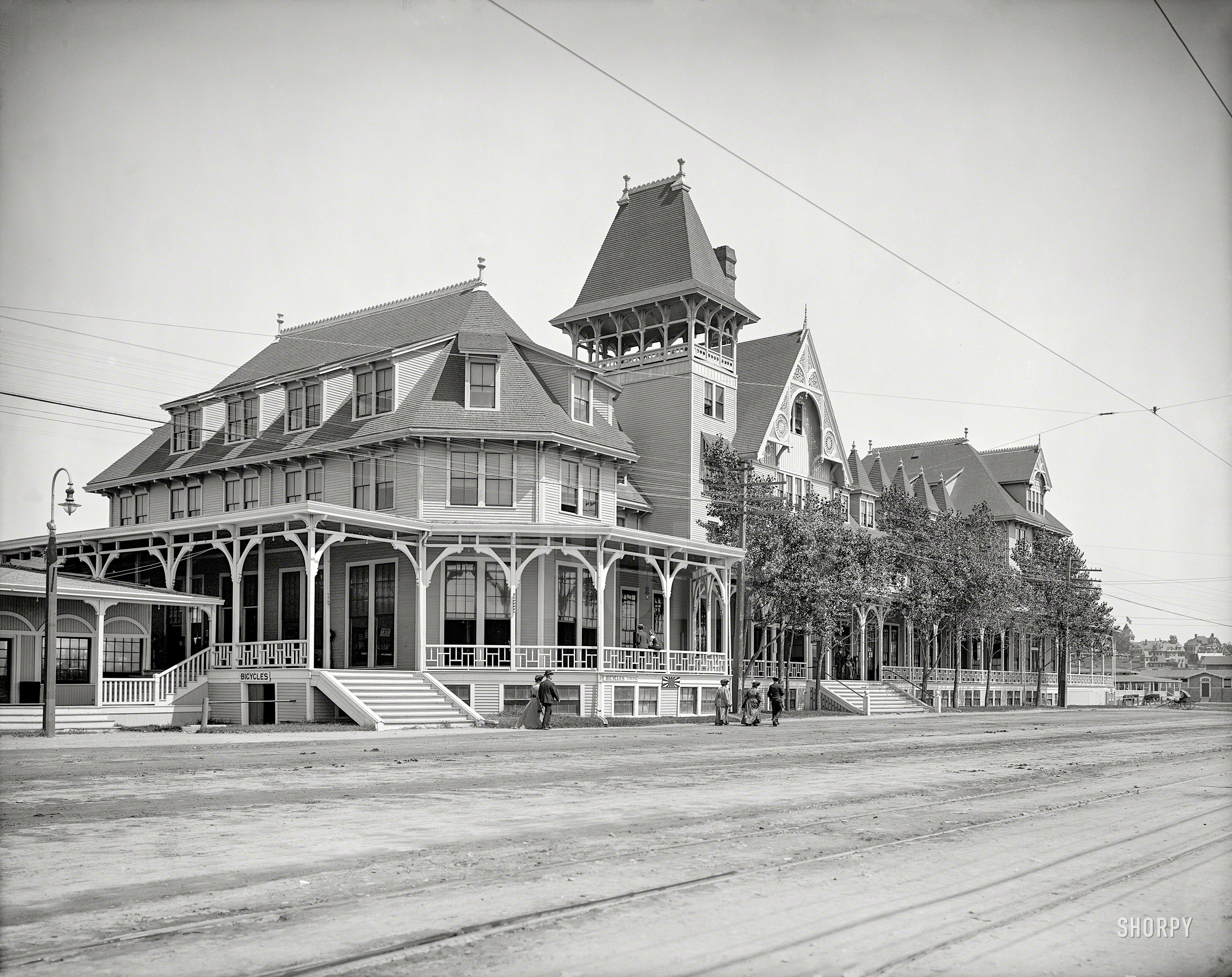 Massachusetts circa 1905. "Nantasket Beach casino (formerly Hotel Nantasket)." 8x10 inch dry plate glass negative, Detroit Publishing Company. View full size.