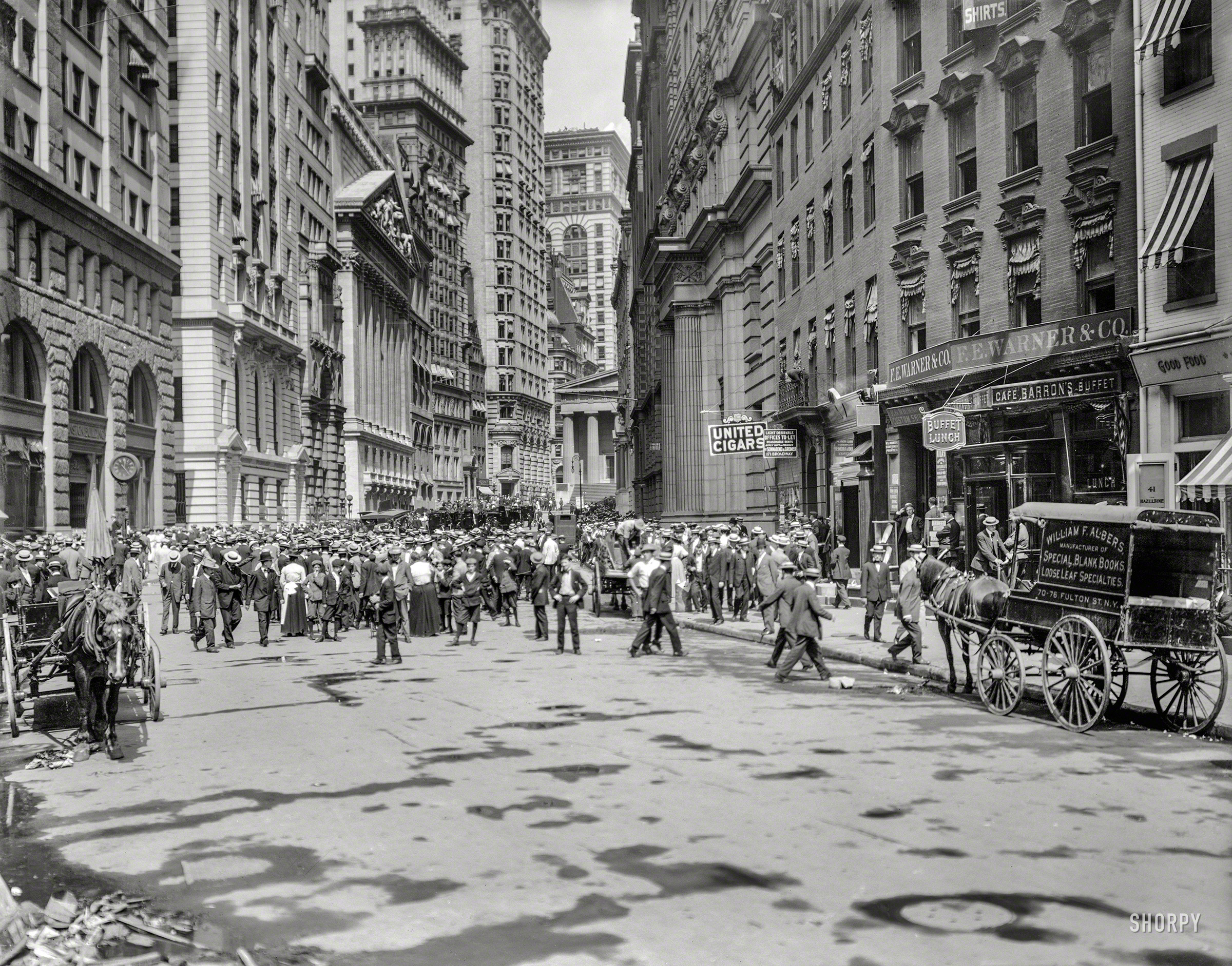 New York circa 1910. "The Curb Market, Broad Street." 8x10 inch dry plate glass negative, Detroit Publishing Company. View full size.