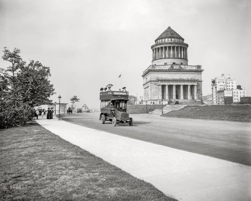 New York circa 1911. "Grant's Tomb and rubber-neck auto on Riverside Drive." 8x10 inch dry plate glass negative, Detroit Publishing Company. View full size.
