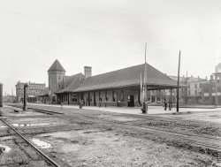 Circa 1900. "Chicago & Alton R.R. station at Springfield, Illinois." Waiting for the 20th Century to roll in. 8x10 inch dry plate glass negative. View full size.