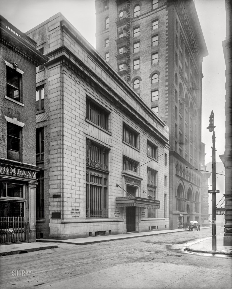 Boston, 1913. "Old Colony Trust Company, main office, Court Street at Court Square." With on-street parking for ice wagons. 8x10 inch glass negative, Detroit Publishing Co. View full size.
