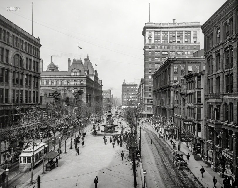 Circa 1907. "Fountain Square, Cincinnati." Dry goods, dentists and the Western Tray Factory. 8x10 inch glass negative, Detroit Publishing Co. View full size.
