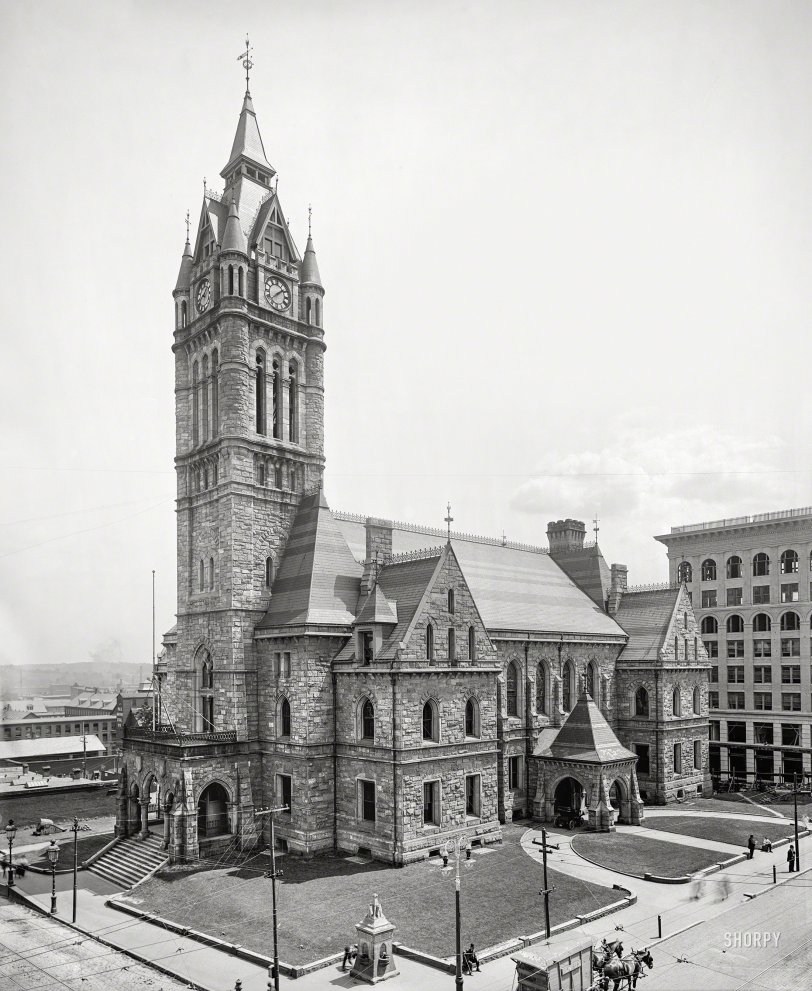 Hampden County, Massachusetts, circa 1908. "Holyoke City Hall, High and Dwight Streets." 8x10 inch dry plate glass negative, Detroit Publishing Company. View full size.
