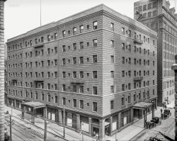 Circa 1905. "Fort Pitt Hotel, Penn Avenue, Pittsburg." Demolished 1967.  8x10 inch dry plate glass negative, Detroit Publishing Company. View full size.