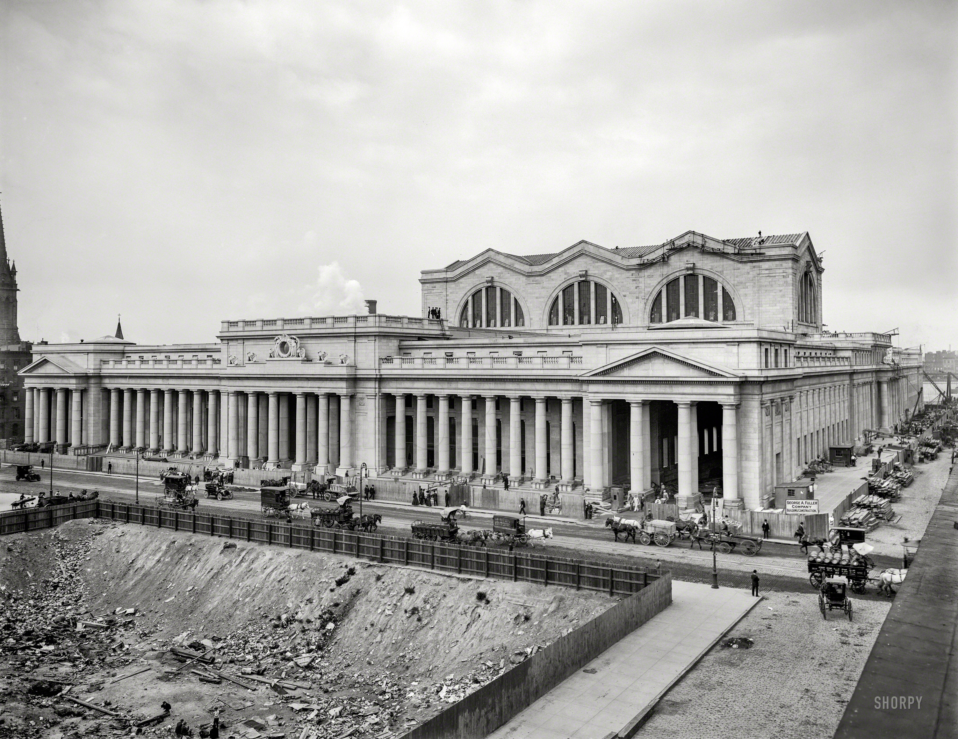 Manhattan circa 1909. "New Pennsylvania Station, New York, N.Y." The Beaux-Arts behemoth whose demolition in 1963 lit a fire under the nation's armchair architects. 8x10 inch dry plate glass negative. View full size.