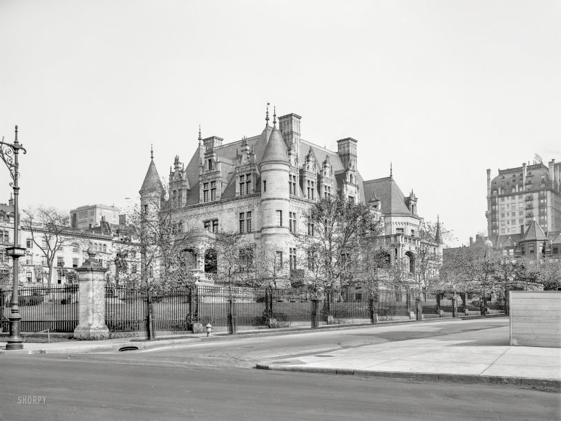 &nbsp; &nbsp; &nbsp; &nbsp; Steel magnate Charles Schwab's 75-room, $6 million beaux-arts chateau on the Upper West Side, completed in 1906, was razed in 1948 and replaced by an apartment building.
New York circa 1910. "C.M. Schwab residence 'Riverside'." 8x10 inch dry plate glass negative, Detroit Publishing Company. View full size.
