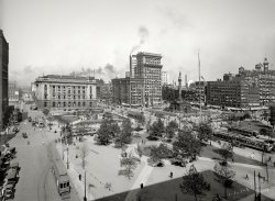 Cleveland, Ohio, circa 1911. "Public Square -- Cuyahoga County Soldiers' and Sailors' Monument." With flags and bunting much in evidence. 8x10 inch dry plate glass negative, Detroit Publishing Company. View full size.