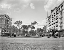 Detroit circa 1909. "Alexander Macomb monument, Washington Boulevard Park." Adolph Weinman's statue of the War of 1812 hero, flanked by the Lincoln and Cadillac hotels. 8x10 inch dry plate glass negative, Detroit Publishing Company. View full size.