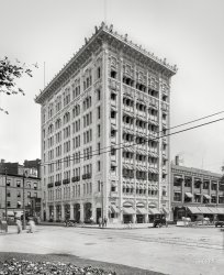 Detroit circa 1908. "Detroit City Gas Co. building, Washington Boulevard and Clifford Street." 8x10 inch dry plate glass negative, Detroit Publishing Company. View full size.