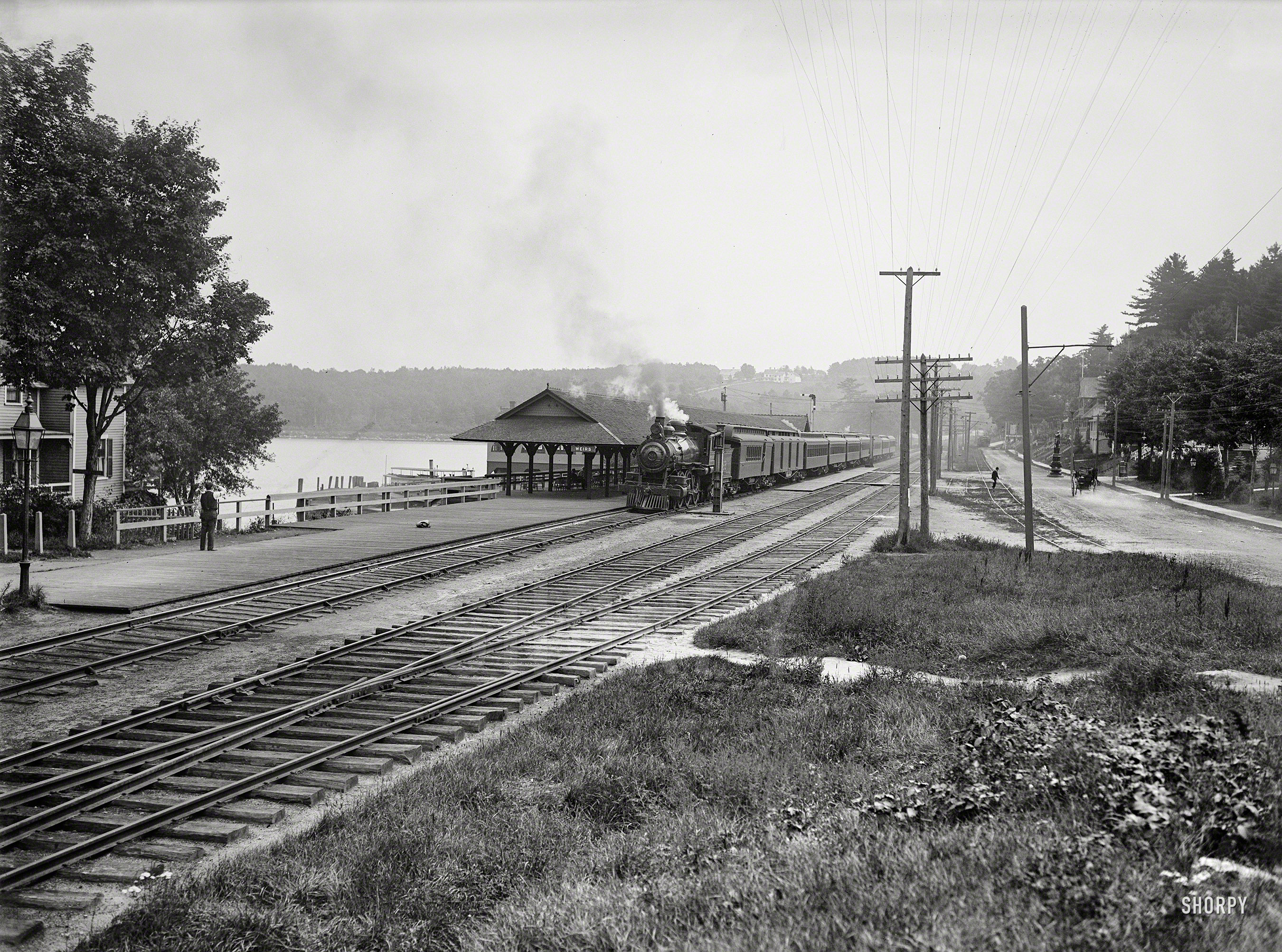 Circa 1906. "Railway station at Weirs -- Lake Winnipesaukee, New Hampshire." 5x7 inch dry plate glass negative, Detroit Publishing Company. View full size.