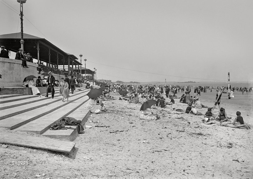 Revere Beach: 1906