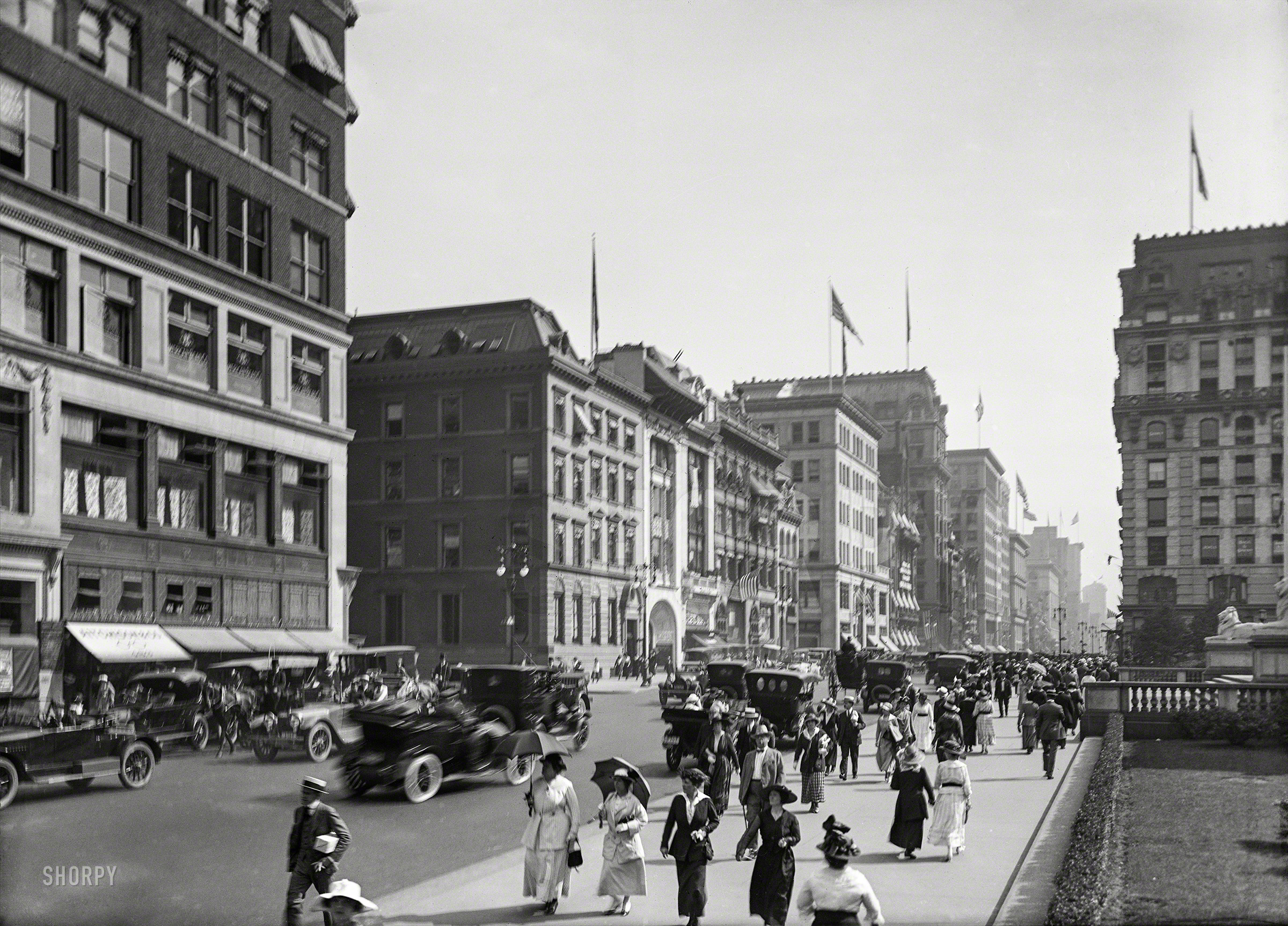 New York circa 1914. "Fifth Avenue at 42nd Street." Lions of the New York Public Library at right. 5x7 inch dry plate glass negative. View full size.
