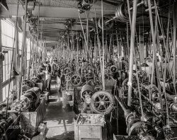 1902. "Screw Machine Department, National Cash Register, Dayton, O." 8x10 inch dry plate glass negative, Detroit Photographic Company. View full size.