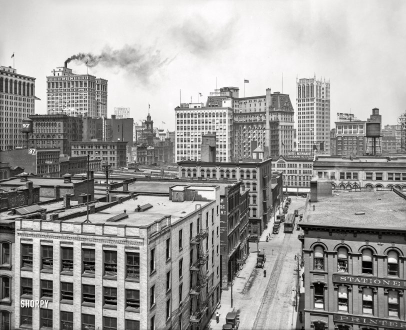 Detroit circa 1918. "Sky scrapers from interurban station, Jefferson Avenue at Bates Street." A view last glimpsed here. And here! Landmarks include, left to right, the Ford Building (put up by the L-O-F Fords, not the Model T Fords), Dime Savings Bank, Detroit City Hall, Hotel Pontchartrain and Real Estate Exchange. 8x10 inch glass negative. View full size.