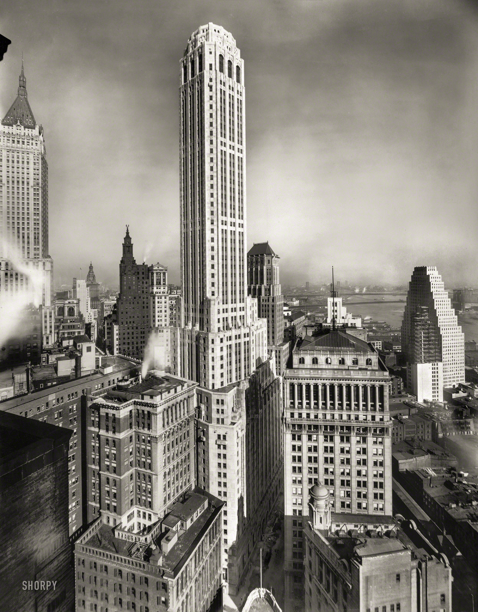 New York, 1931. "City Bank-Farmers Trust Building, William & Beaver streets. Cross & Cross, architects." 11x13 gelatin silver print by Irving Underhill. View full size.