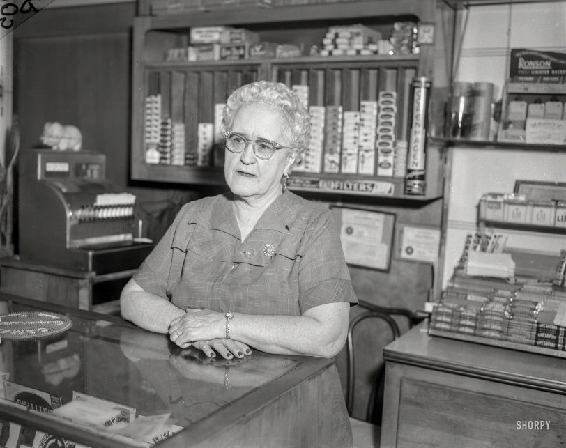 Chicago. "1/25/57 Grimes case -- Mrs. Minnie Duros." We'll let the Shorpy Detective Squad fill in the blanks. 4x5 acetate negative. View full size.
