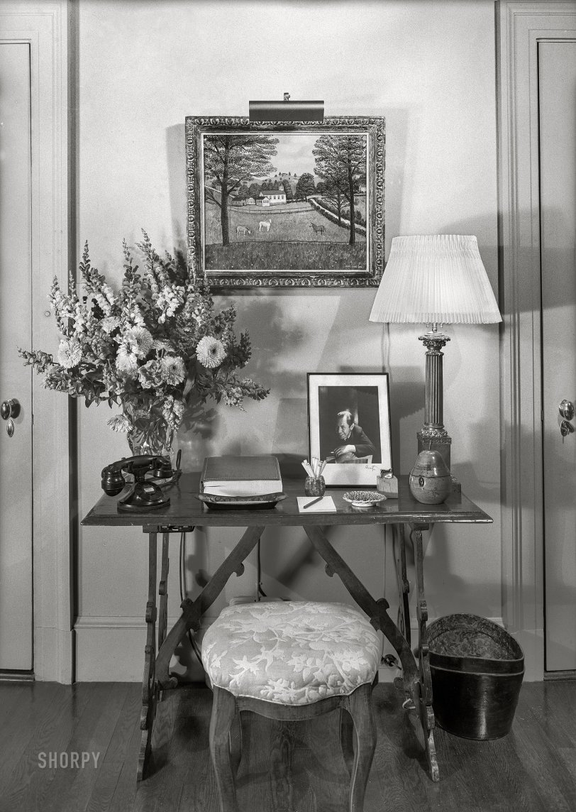 May 12, 1942. "William S. Paley, residence in Manhasset, Long Island, New York. Library, telephone table." 5x7 acetate negative by Gottscho-Schleisner. View full size.
