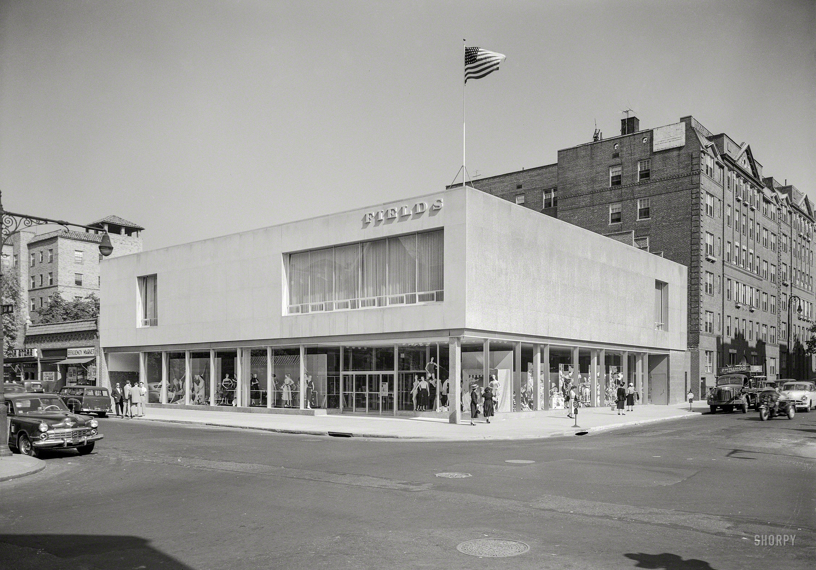 June 8, 1950. "Fields department store, business at 37th Avenue and 82nd Street, Jackson Heights, Queens, New York. Exterior, by day." (And by night.) 5x7 inch acetate negative by Gottscho-Schleisner. View full size.