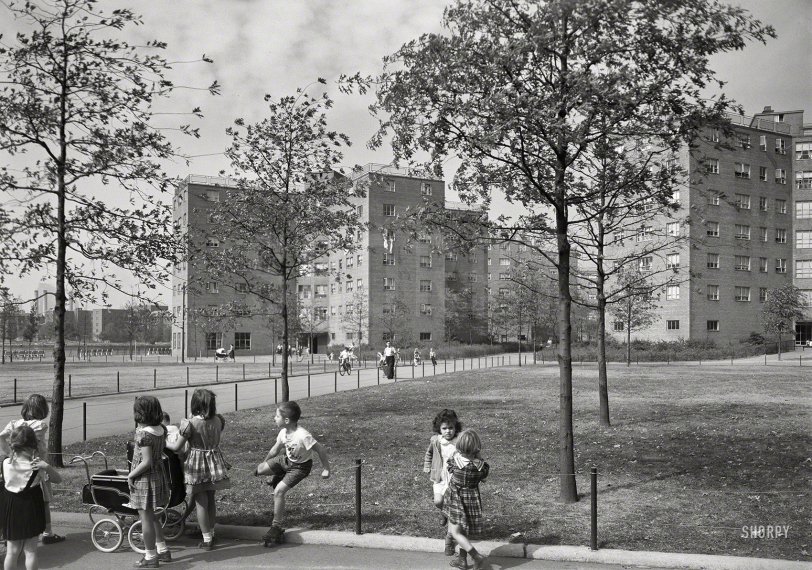 Astoria Houses: 1951