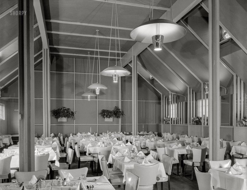 January 18, 1951. "Patricia Murphy's Candlelight Inn restaurant. Manhasset, Long Island, New York. Garden Room." This was one of several Candlelight Inns operated by New York restaurateur Patricia Murphy (1905-1979), whose culinary trademark was the freshly baked popover. 4x5 inch acetate negative by Gottscho-Schleisner. View full size.
