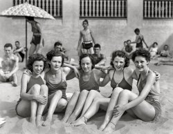 August 4, 1935. Montgomery County, Maryland. "Bathing girls at Glen Echo amusement park." 4x5 inch acetate negative by Theodor Horydczak. View full size.