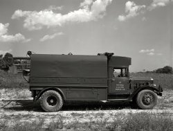 Washington, D.C., circa 1935. "Potomac Electric Power Co. service station building, 10th Street and Florida Avenue. Linemen's truck." 8x10 inch acetate negative by Theodor Horydczak. View full size.