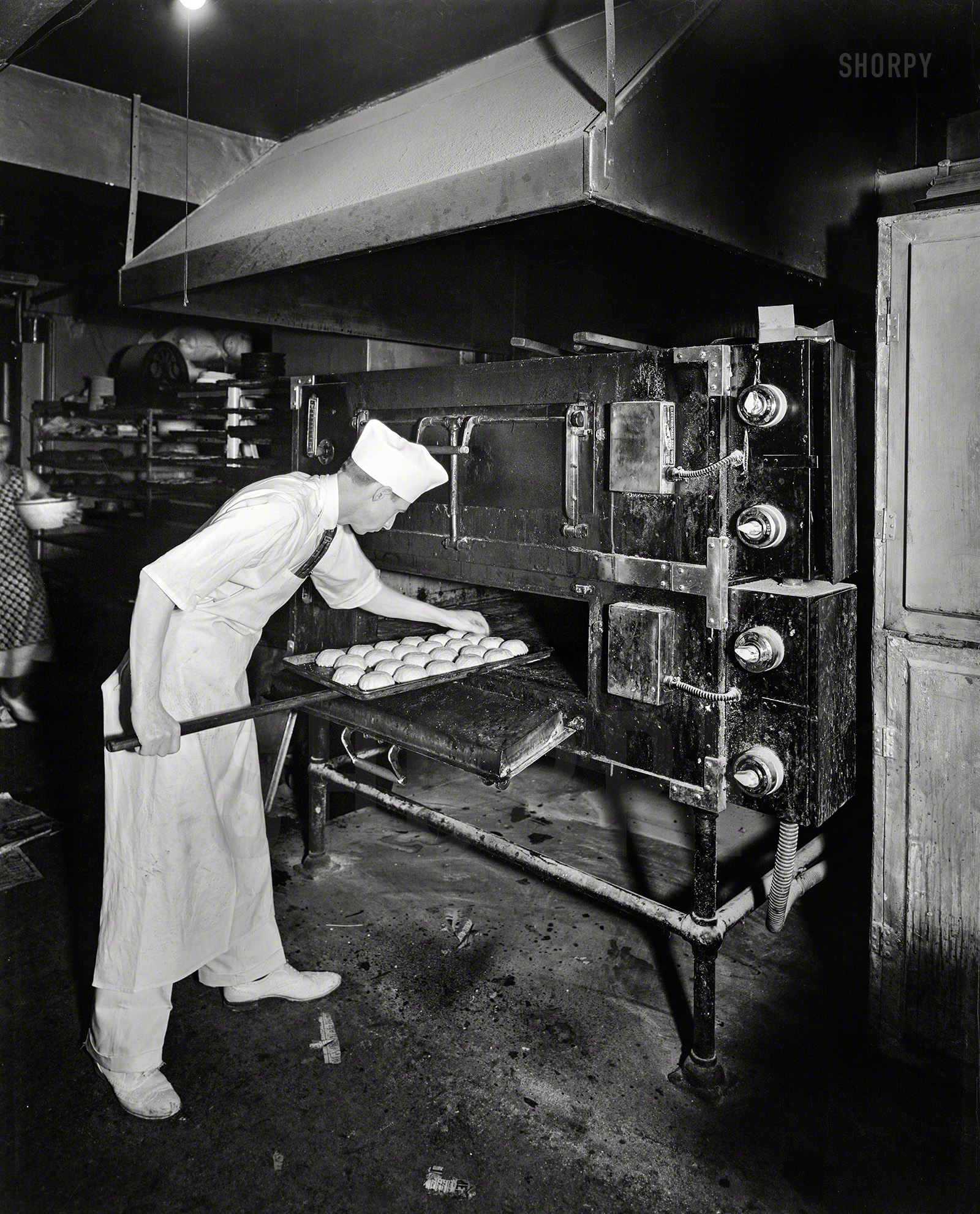 &nbsp; &nbsp; &nbsp; &nbsp; UPDATE: This was the Electrik Maid Bakery at 7000 Carroll Avenue in Takoma Park.
Montgomery County, Md., circa 1950. "Potomac Electric Power Co. -- Commercial kitchens, restaurants and lighting. Takoma Park Bakery." We're guessing these are not gluten-free. 8x10 acetate negative by Theodor Horydczak.  View full size.