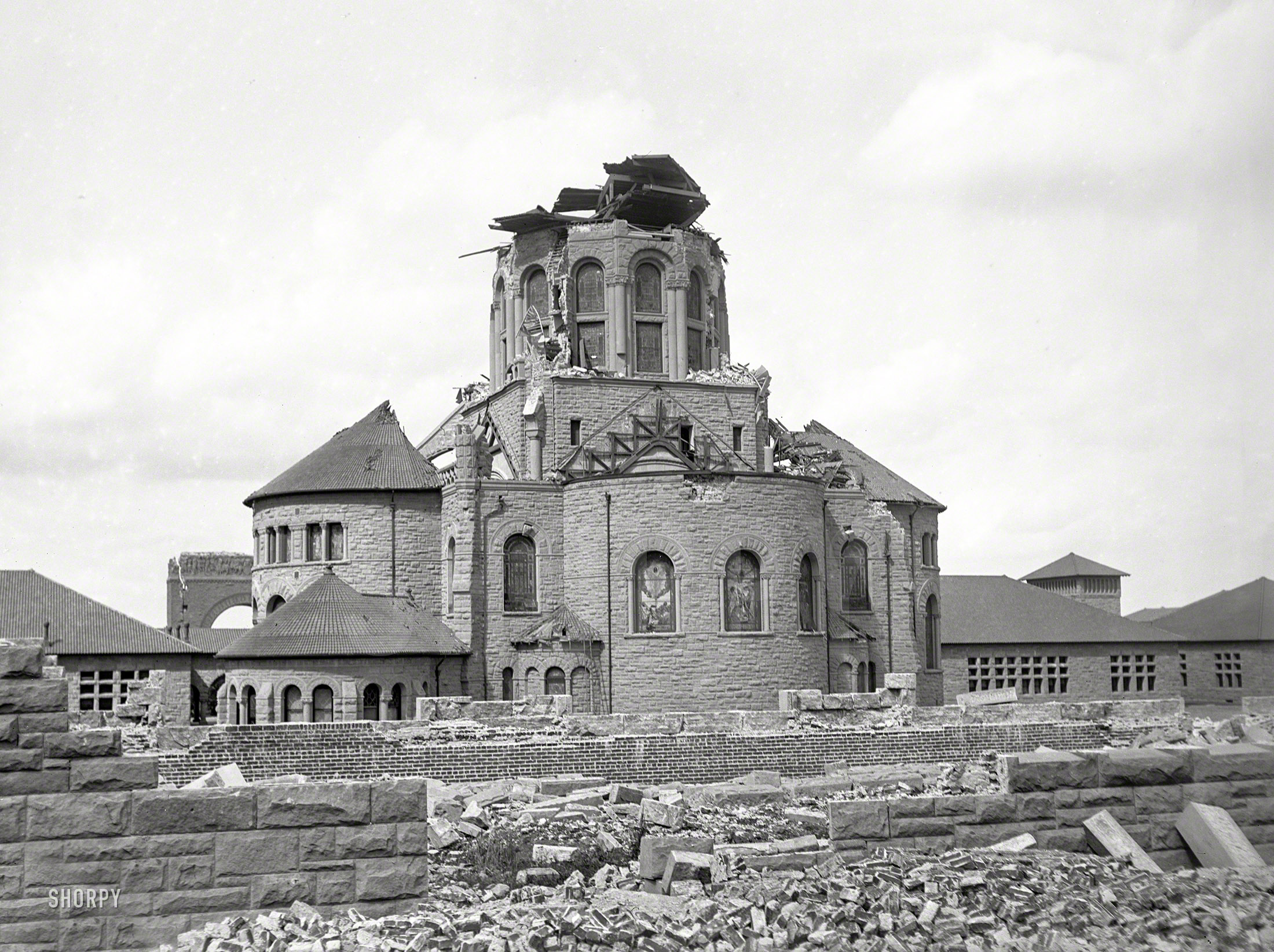 San Francisco, April 1906. "Memorial Church after earthquake." The chapel at Stanford University was eventually resurrected, but with significant alterations. The wrecked bell tower was never rebuilt. 5x7 glass negative. View full size.