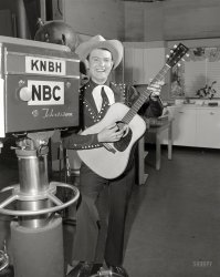 Los Angeles circa 1953. "Tex Williams, host of Town Hall Party on KNBH-TV." The country singer known for "Smoke! Smoke! Smoke! (That Cigarette)." 4x5 acetate negative from the Shorpy Publicity Department archive. View full size.