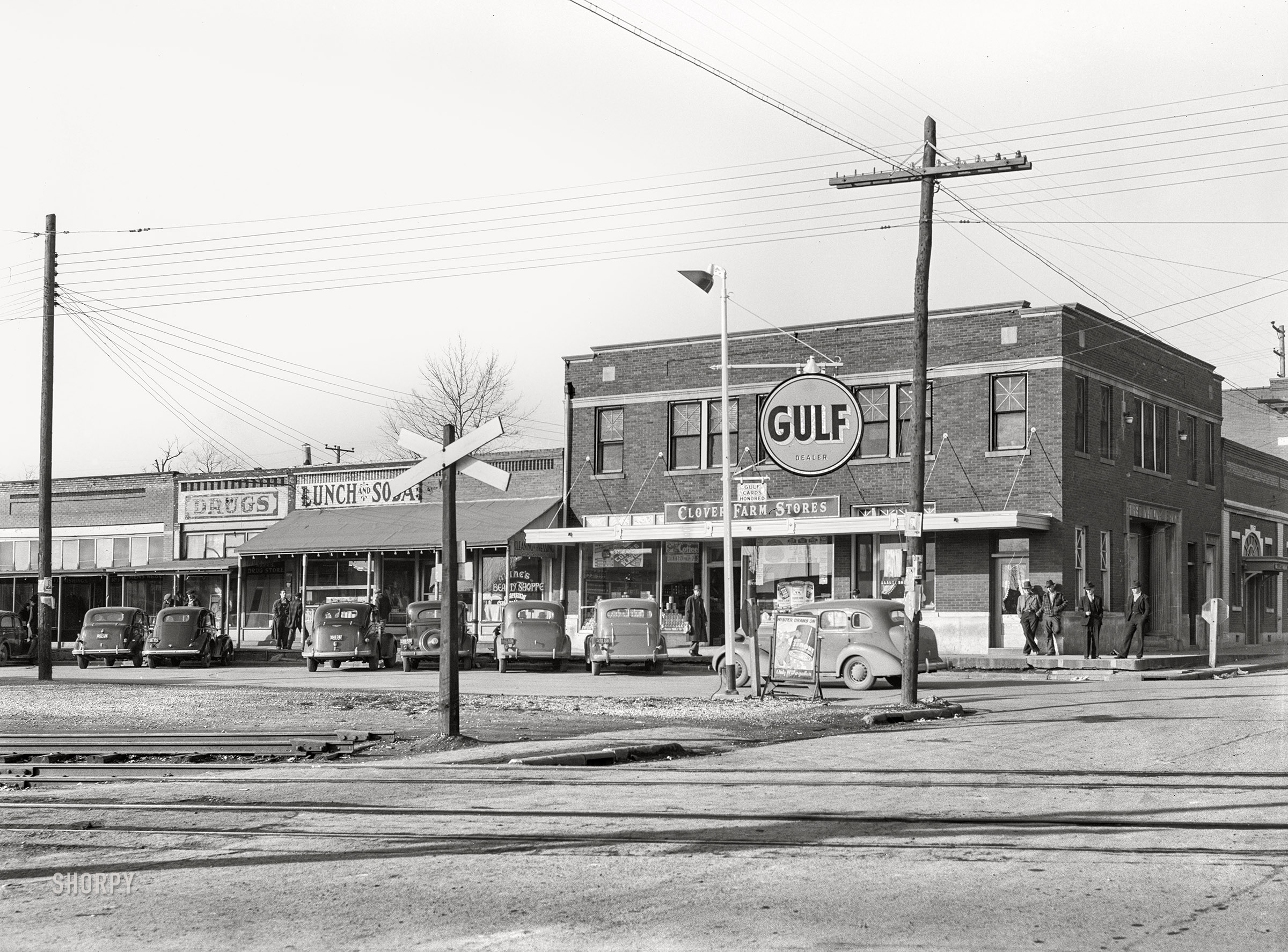 January 1939. "Carrier Mills, Southern Illinois. Small towns and rural areas of a once prosperous mining region, suffering from the Depression." Medium format acetate negative by Arthur Rothstein for the Farm Security Administration. View full size.