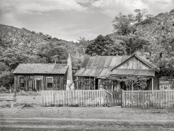 May 1940. "A residence and post office at Paradise, Cochise County, Arizona, former center of mining development, now a fruit section." Acetate negative by Russell Lee. View full size.