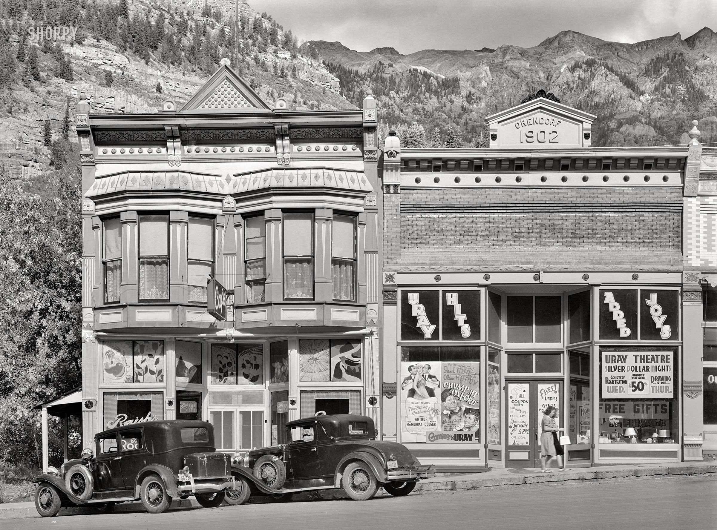September 1940. Ouray, Colorado. "Store building. Ouray is the center of a gold mining region and is developing as a tourist center." A continuation of the storefronts last seen here, and a sequel to that other Uray Theatre. Acetate negative by Russell Lee. View full size.