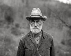October 1935. "Russ Nicholson, grandfather of all the Nicholsons in Nicholson Hollow. Shenandoah National Park, Virginia." Medium format nitrate negative by Arthur Rothstein for the Farm Security Administration. View full size.