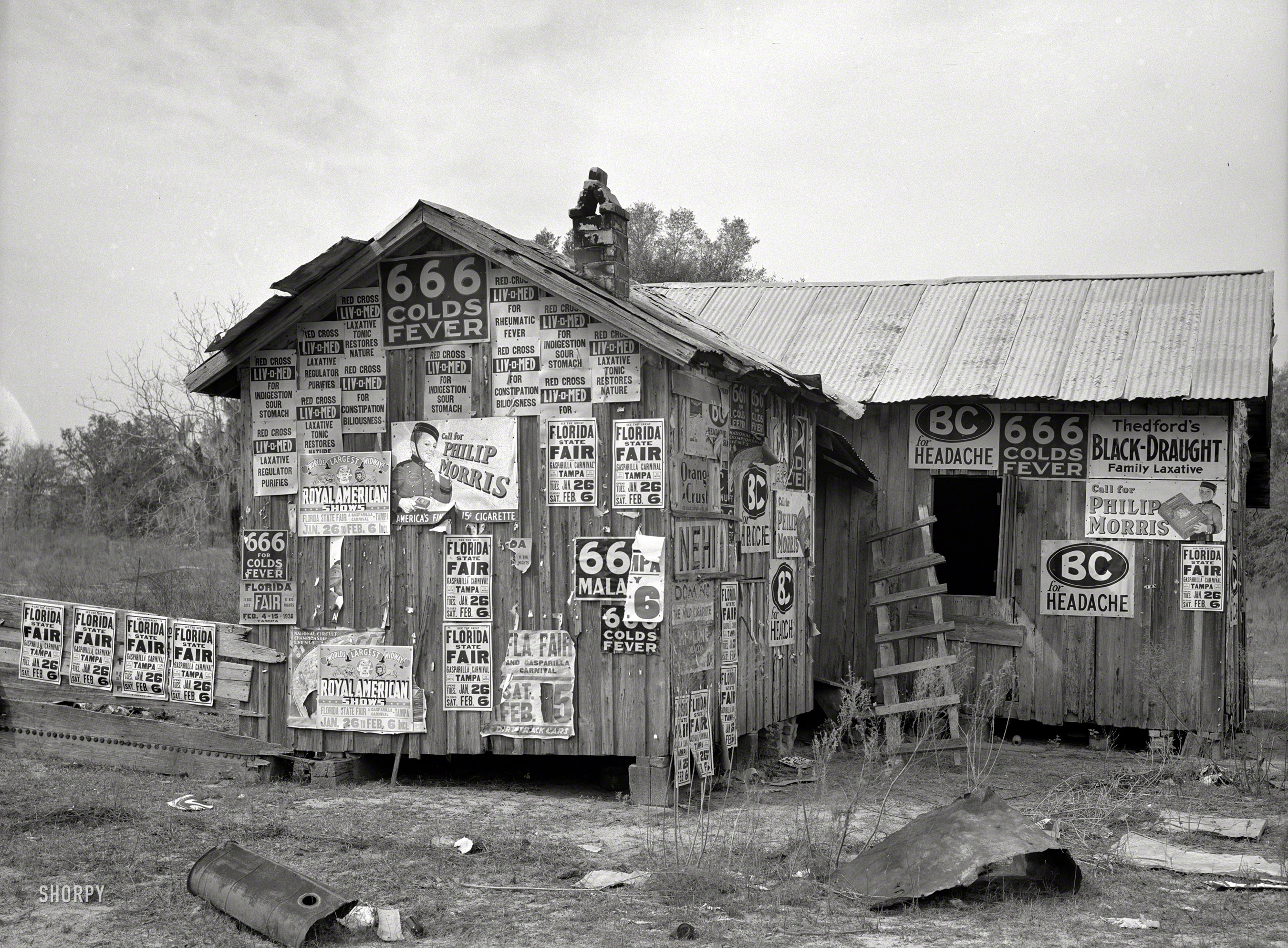 February 1937. "Abandoned house on the Withlacoochee Land Use Project, Florida." Medium format nitrate negative by Arthur Rothstein for the Farm Security Administration. View full size.