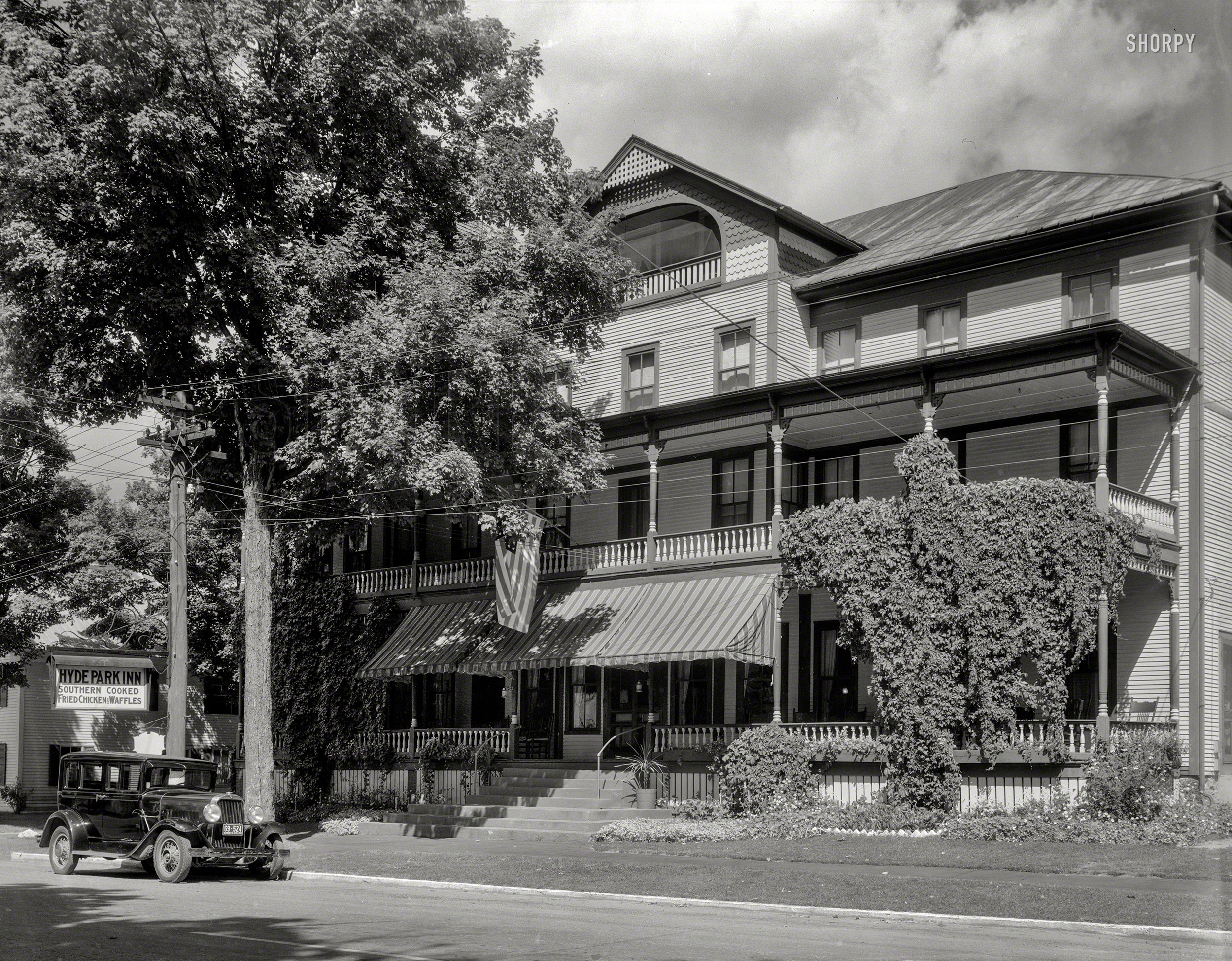September 1937. "Hyde Park Inn in Hyde Park, Vermont." Photo by Arthur Rothstein for the Resettlement Administration. View full size.